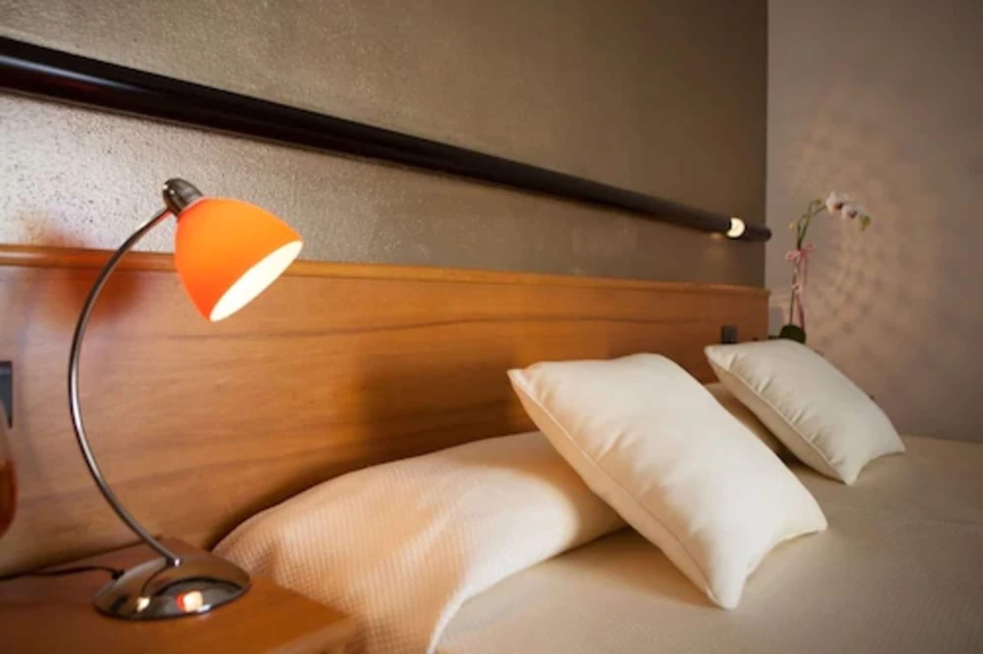 Hotel Pace Torri Del Benaco Extérieur photo