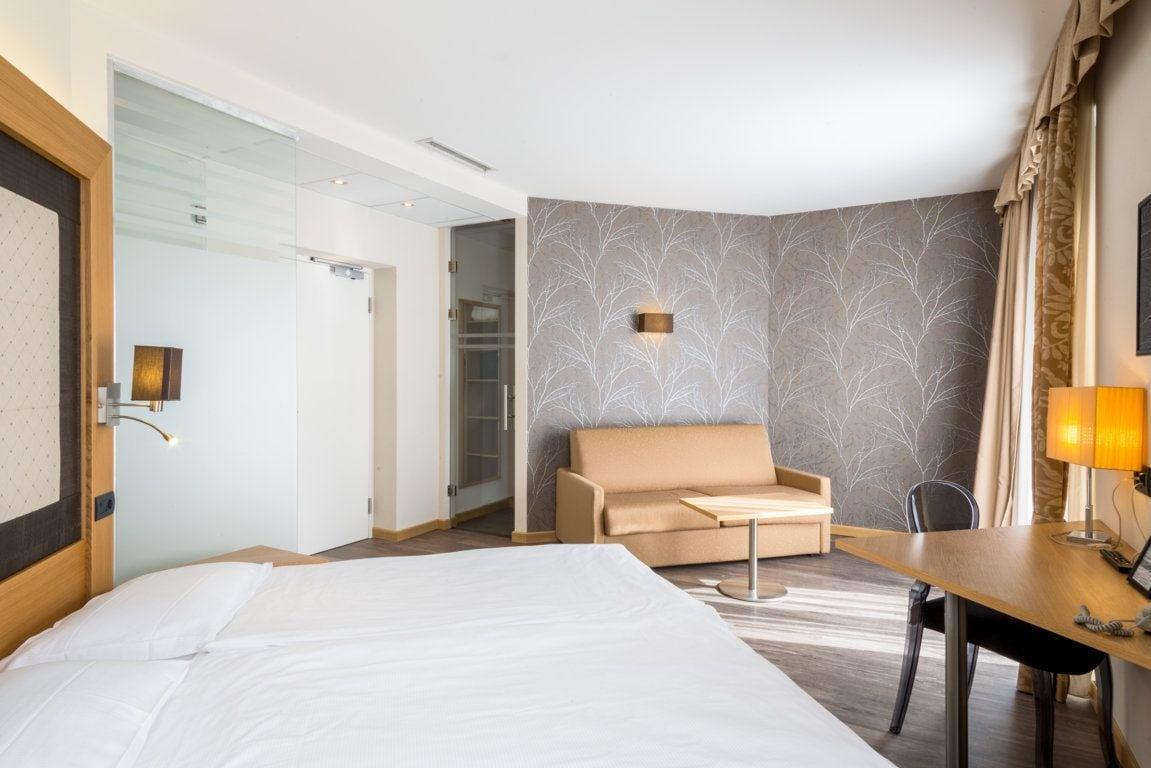 Hotel Pace Torri Del Benaco Extérieur photo