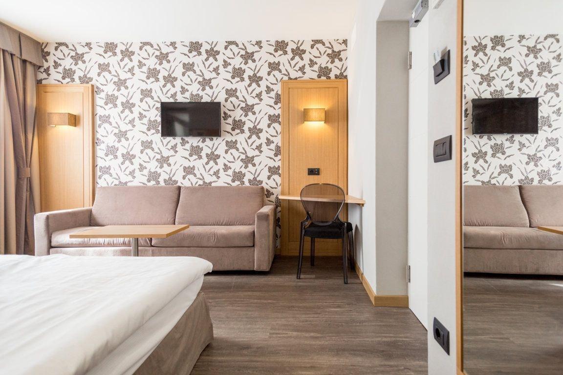 Hotel Pace Torri Del Benaco Extérieur photo